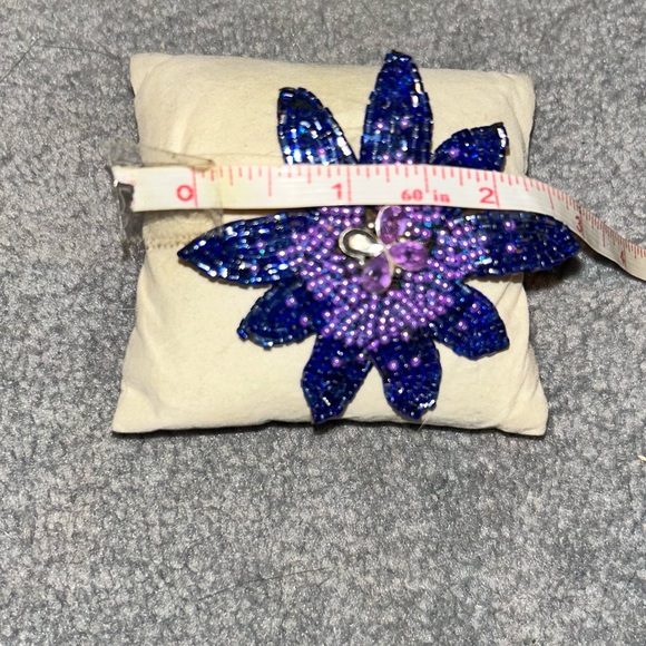 Elegant Purple Beaded Flower Brooch - Picture 5 of 12
